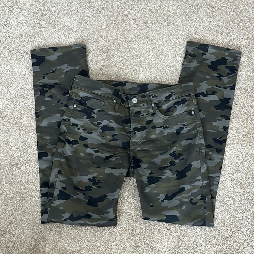 Levi's Camouflage Straight Leg Jeans Size 28